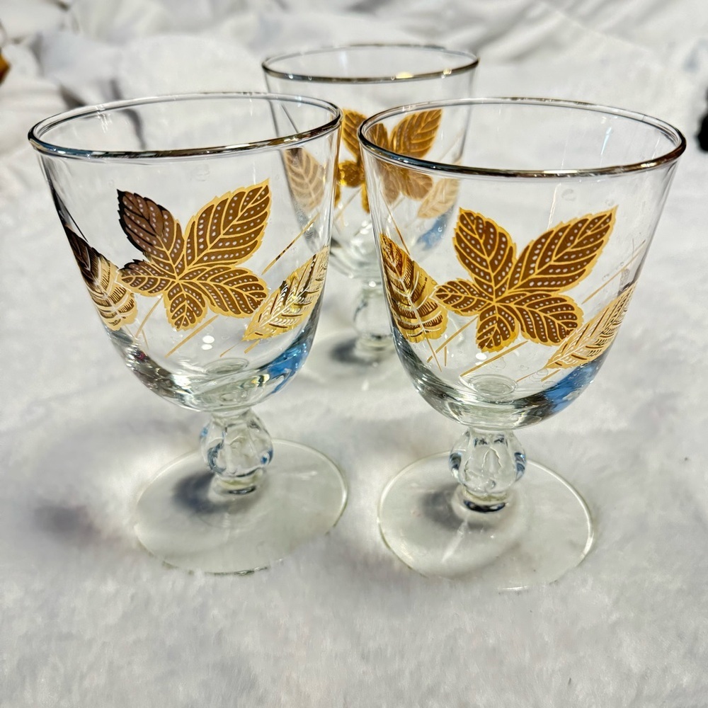 Libbey MCM Vintage Gold Leaf Stemmed Sherbet Liquor Champagne Cocktail Glasses